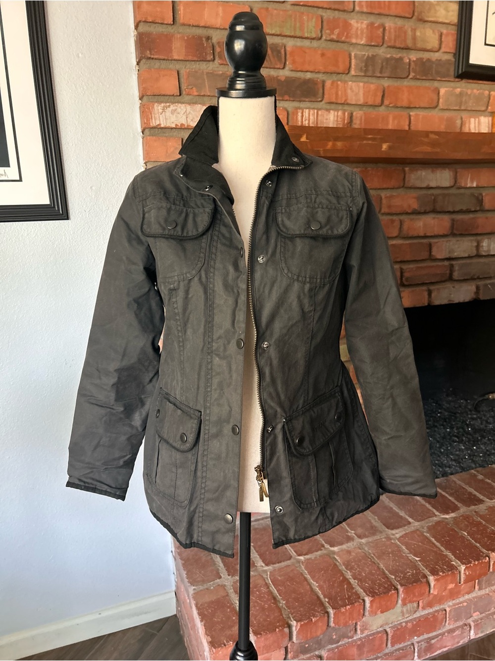 Barbour Ladies Utility Wax Cotton Jacket in Gray Sz 4 US